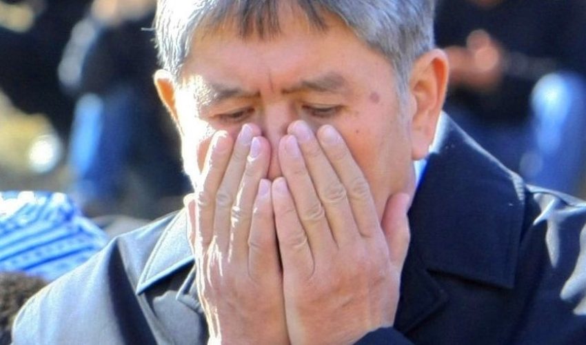 Экс-президента Кыргызстана лишили невиннос.., пардон – неприкосновенности