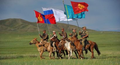 Кыргызские джигиты в погонах посоревнуются с потомками Чингисхана