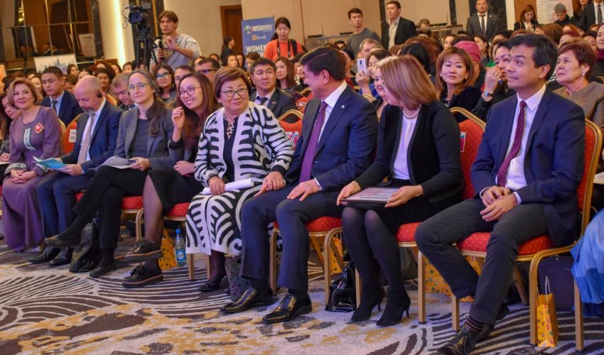 Счастливые феминистки — залог успешного будущего Кыргызстана
