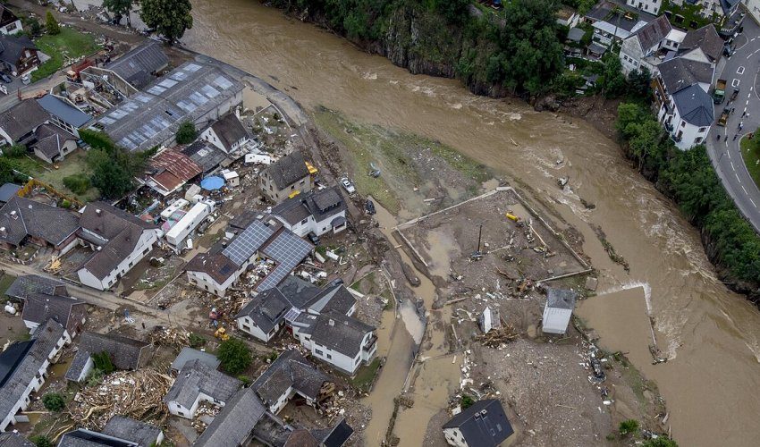 Ливни и наводнения в Германии. Растет число жертв непогоды