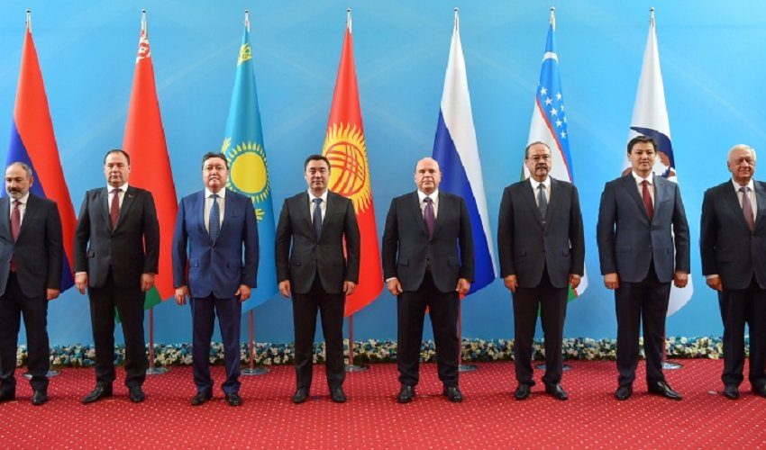 Садыр Жапаров выступил на заседании Евразийского межправсовета