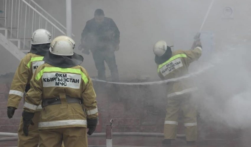 Вспыхнул пожар в Сузакском айыл окмоту