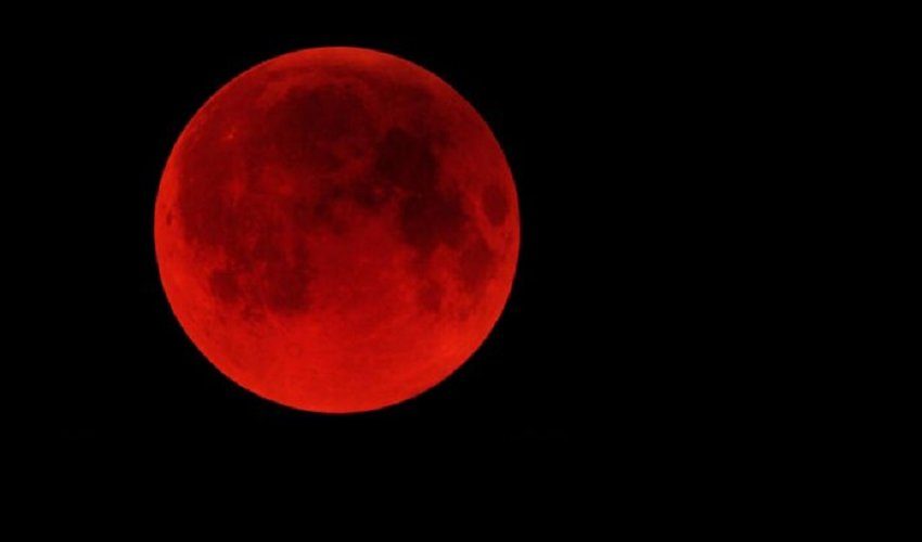 Кроваво-красная луна: сегодня ожидается самое долгое лунное затмение за последние 5 веков