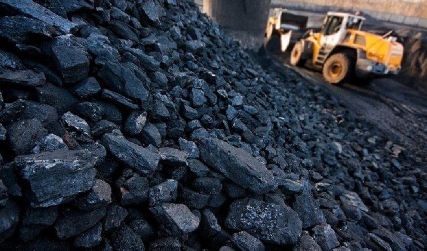 Доставщики Кара-Кечинского угля возмущены, что твердое топливо реализуется по 3 тысячи сом