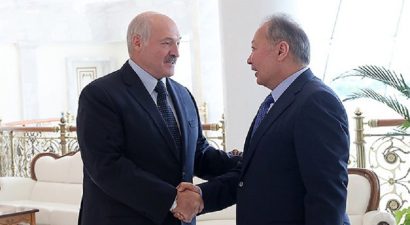 Взятки Александру Лукашенко: какие ценные подарки дарили президенту Беларуси семья Бакиевых
