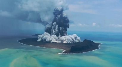 Мощнейшее извержение подводного вулкана в Тихом океане
