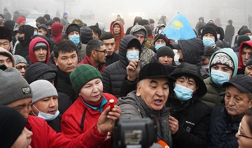 Протесты в Казахстане: правительство обещало снизить цену на газ