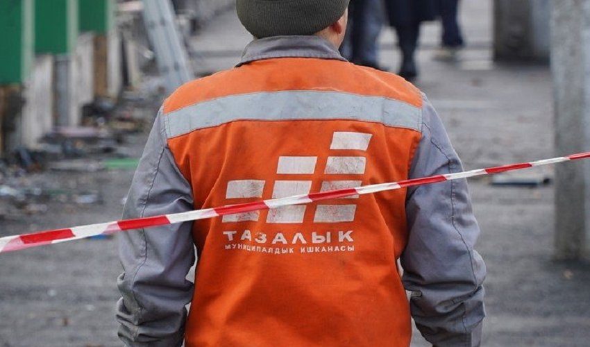 В Бишкеке сбили еще одного сотрудника МП «Тазалык»
