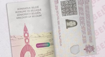 В Бельгии вводят паспорта с картинками смурфиков и героев из комиксов