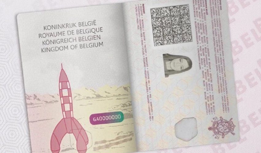 В Бельгии вводят паспорта с картинками смурфиков и героев из комиксов