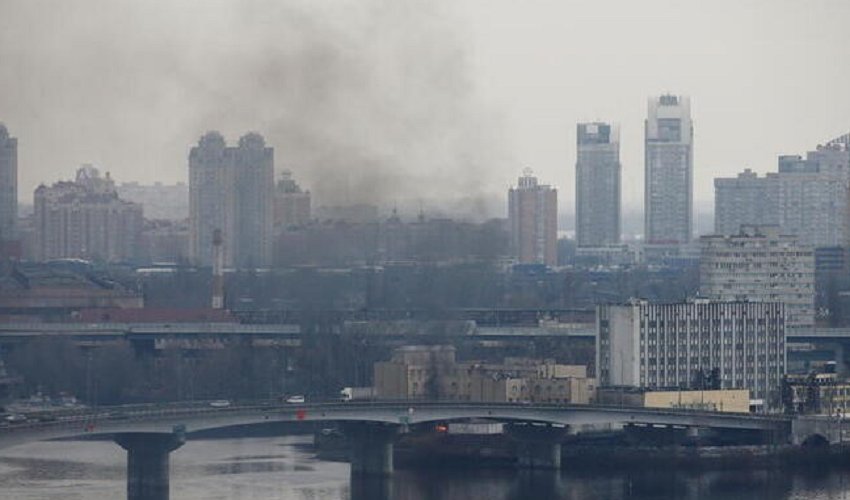 Конфликт в Украине: в Киеве слышны взрывы