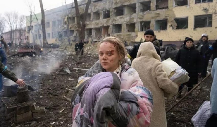 Конфликт в Украине: удар по роддому, российские срочники в Украине и эвакуация мирного населения