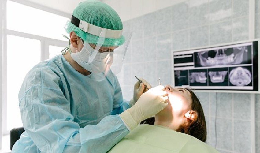Проверка частных стоматологических клиник г. Ош. Многие из них работали без лицензий