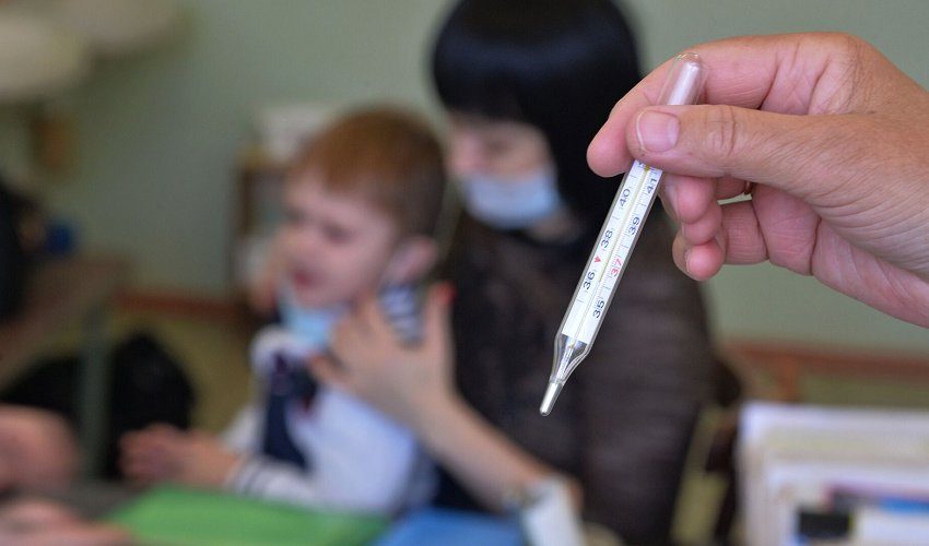 Количество обращающихся детей в инфекционную больницу растет
