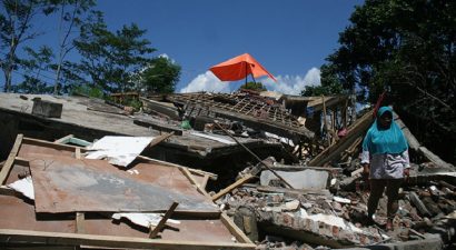 Остров Ява сотрясло землетрясение. Число жертв возросло до 56 человек  